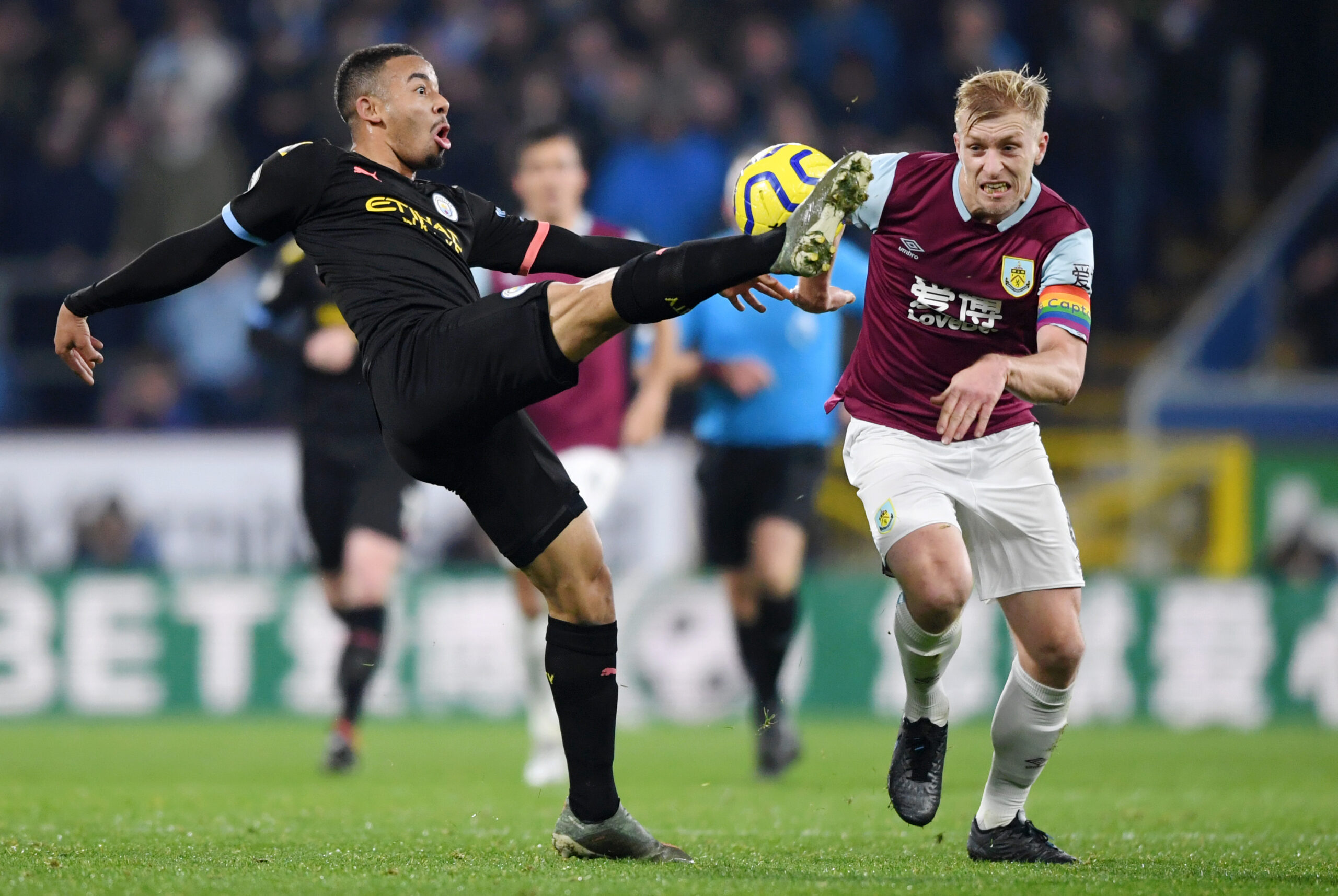 soi-keo-tran-dau-giua-man-city-vs-burnley-vao-luc-0h45-ngay-19-3-2023-fa-cup