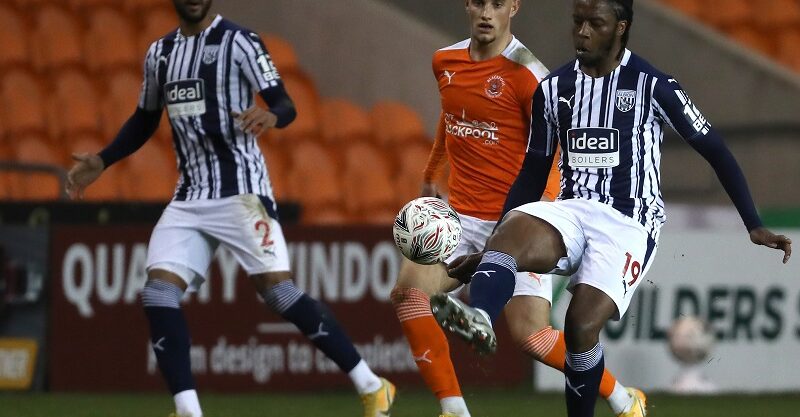 Soi kèo trận đấu giữa Blackpool vs West Brom lúc 1h45 ngày 19/4/2023 – Championship