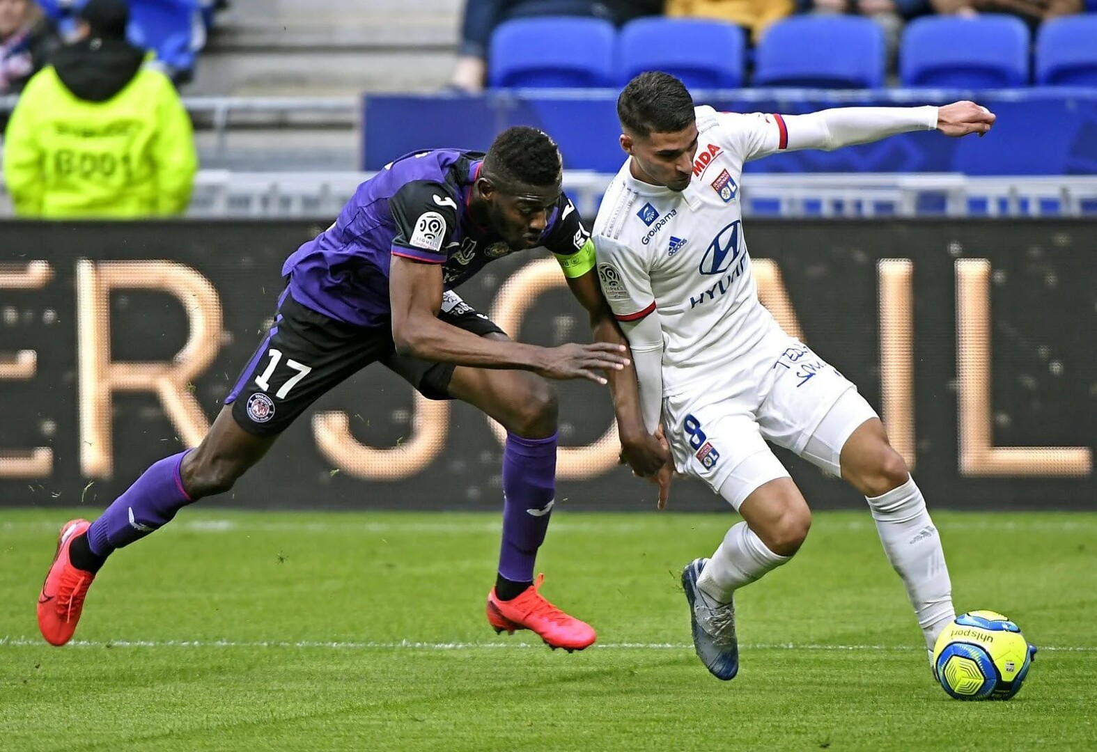 soi-keo-tran-dau-giua-toulouse-vs-lyon-vao-luc-2h-ngay-15-4-2023-ligue-1