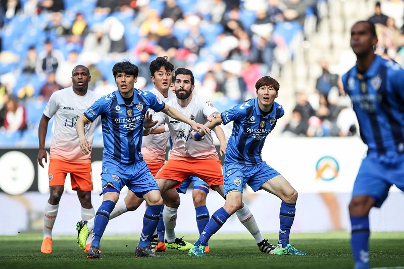 soi-keo-tran-dau-giua-ulsan-vs-gangwon-luc-17h-ngay-9-5-2023-k-league