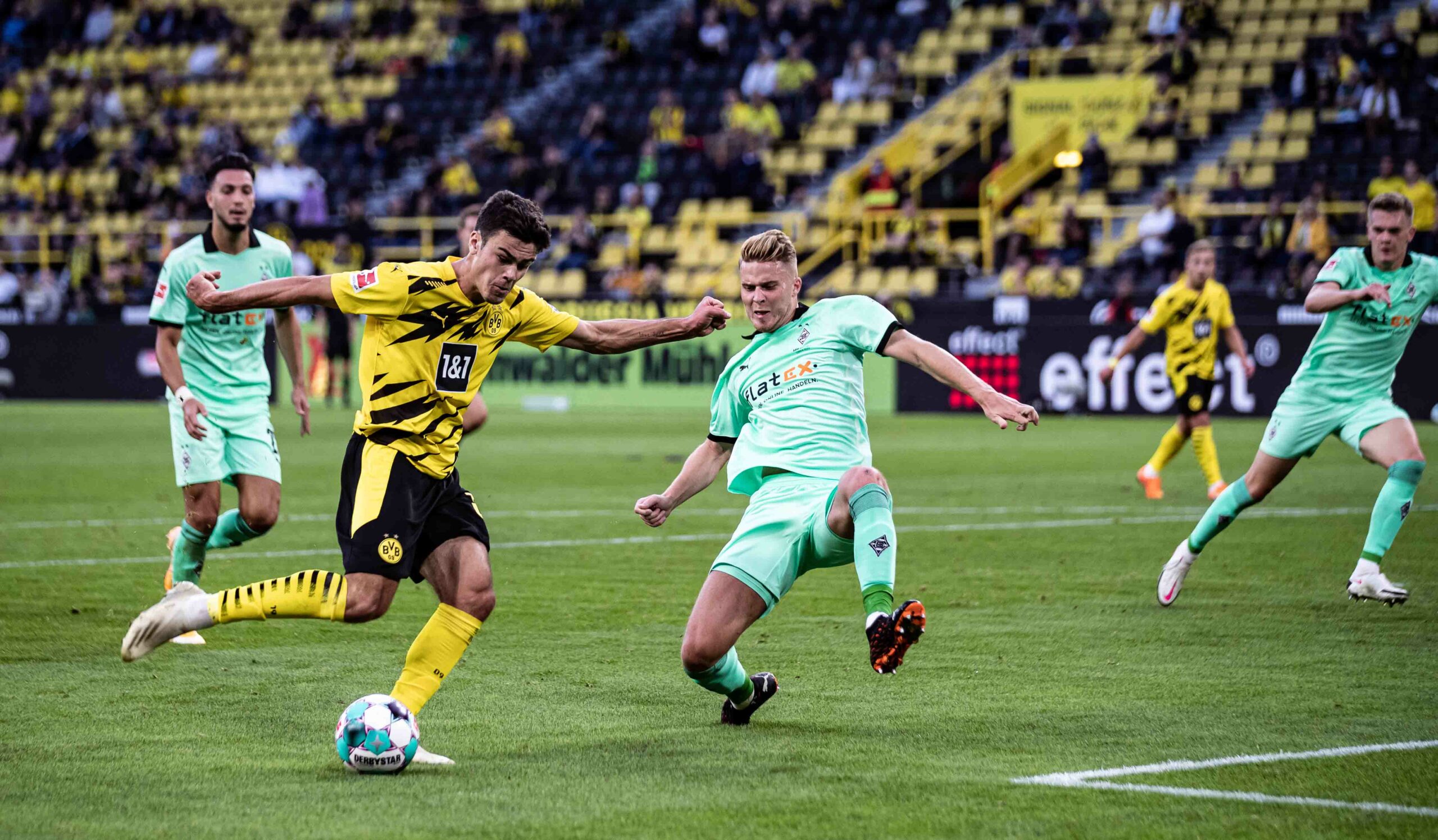 soi-keo-tran-dau-giua-dortmund-vs-gladbach-luc-23h30-ngay-13-5-2023-bundesliga