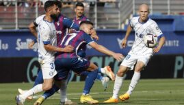 Soi kèo trận đấu giữa Alaves vs Eibar lúc 2h ngày 9/6/2023 – La Liga 2