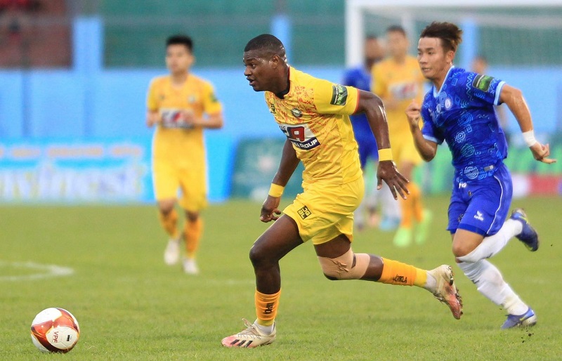 soi-keo-tran-dau-giua-thanh-hoa-vs-cahn-luc-18h-ngay-5-6-2023-v-league