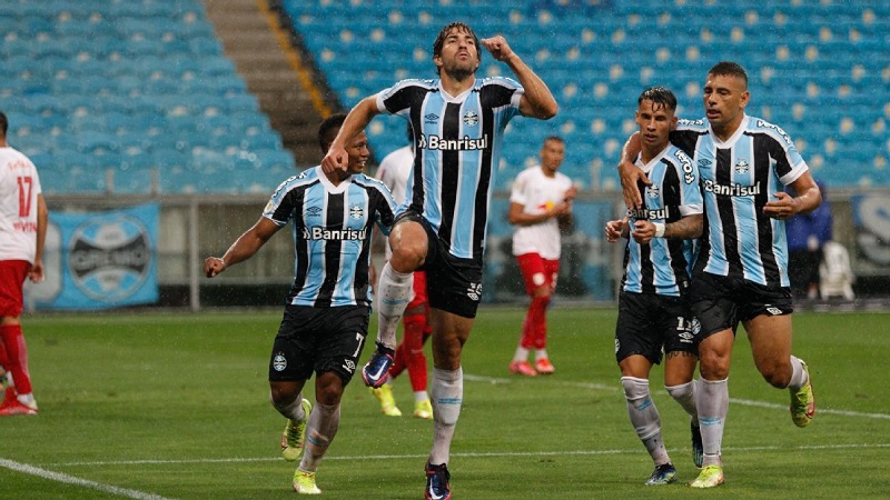 soi-keo-tran-dau-giua-bragantino-vs-gremio-luc-7h30-ngay-15-9-2023-brazil-serie-a