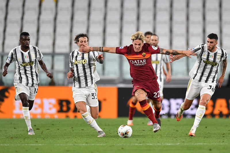 Soi-keo-tran-dau-giua-Juventus-vs-AS-Roma-lúc-2h45-ngay-31-12-2023