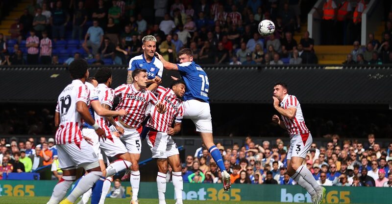 Soi kèo trận đấu giữa Stoke City vs Ipswich lúc 22h00 ngày 1/1/2024 – ChampionShip