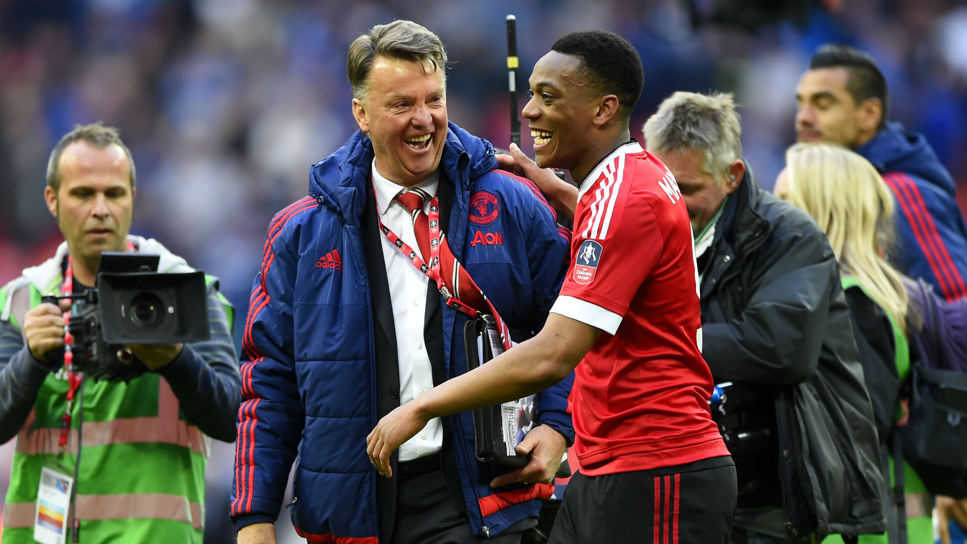 Van Gaal rất trân trọng những cầu thủ trẻ