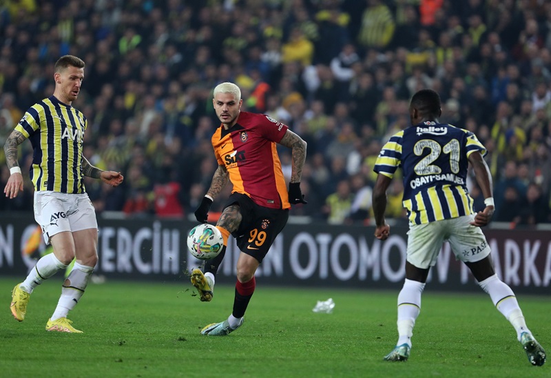 soi-keo-tran-dau-giua-fenerbahce-vs-galatasaray-luc-23h-ngay-24-12-2023-super-lig