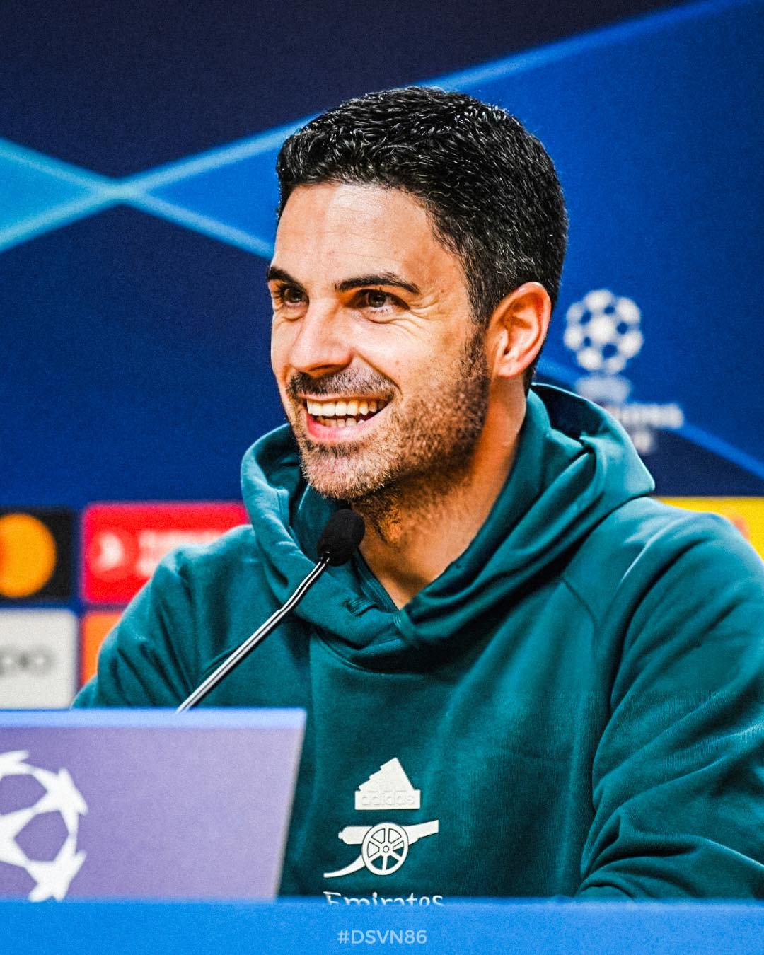 Arteta hoài niệm về nỗi ám ảnh 'Messi- Bayern Munich'