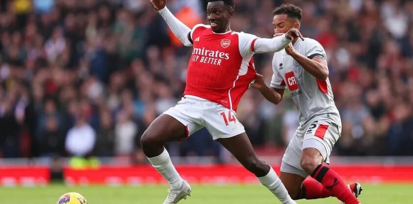 Eddie Nketiah ngày càng đối diện tương lai mờ mịt tại Arsenal